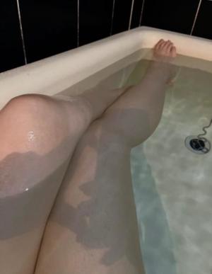 りおの写メ日記｜アクアマリン 吉原格安店ソープ