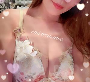 Emi Terasawaの写メ日記｜エレガント 吉原高級店ソープ