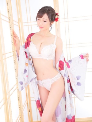 Shizuku Tsukinoの写メ日記｜エレガント 吉原高級店ソープ