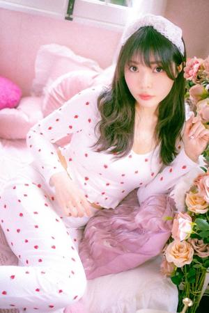 もえの写メ日記｜王室 吉原高級店ソープ