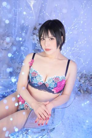 白雪由夏の写メ日記｜プレジデントクラブ 吉原高級店ソープ