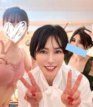 凪沢ひかるの写メ日記｜プレジデントクラブ 吉原高級店ソープ