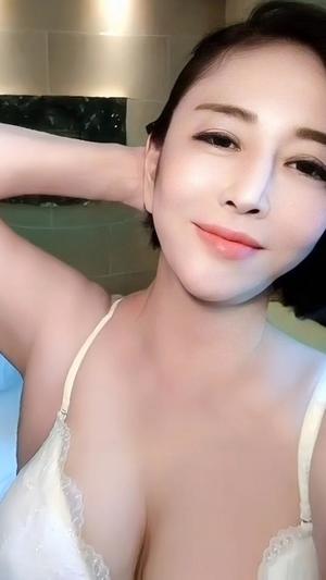 宇佐美奈々の写メ日記｜プレジデントクラブ 吉原高級店ソープ