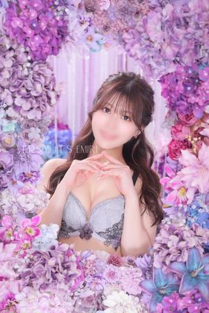 えみりの写メ日記｜ヴェルサイユ 吉原高級店ソープ