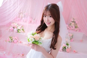 えみりの写メ日記｜ヴェルサイユ 吉原高級店ソープ