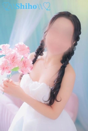 しほの写メ日記｜ヴェルサイユ 吉原高級店ソープ