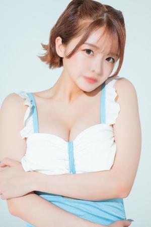 つきの写メ日記｜ヴェルサイユ 吉原高級店ソープ