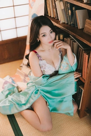 リンの写メ日記｜ヴェルサイユ 吉原高級店ソープ