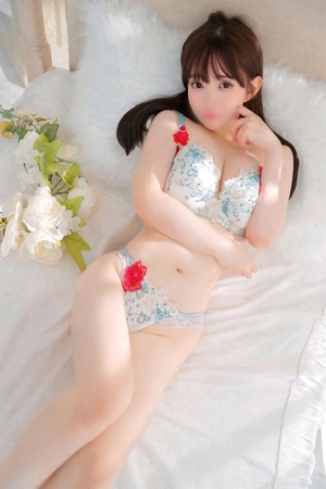 うるみの写メ日記｜ヴェルサイユ 吉原高級店ソープ