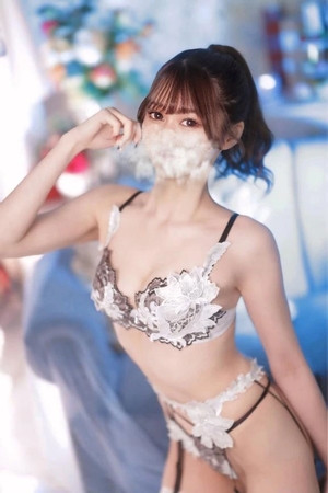 桐生かなみの写メ日記｜ヴェルサイユ 吉原高級店ソープ