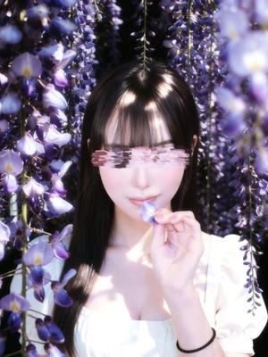 ももの写メ日記｜ヴェルサイユ 吉原高級店ソープ