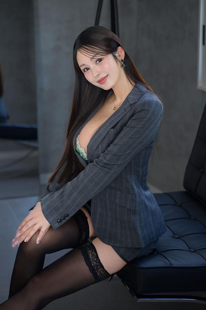 つぼみ | 吉原 秘書室 (4 / 5)