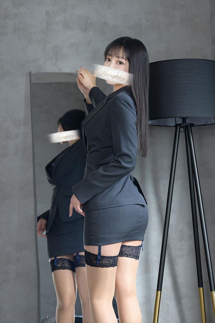 めい | 吉原 秘書室 (3 / 5)