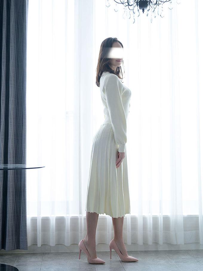 夏野朝妃 | 吉原 ローテンブルク (4 / 7)