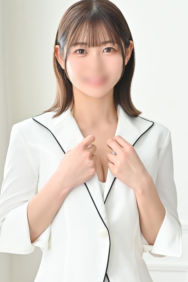 Iori | 川崎 ラグジュアリー (1 / 7)