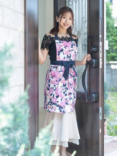 新妻涼子 | 吉原 ハールブルク (3 / 9)
