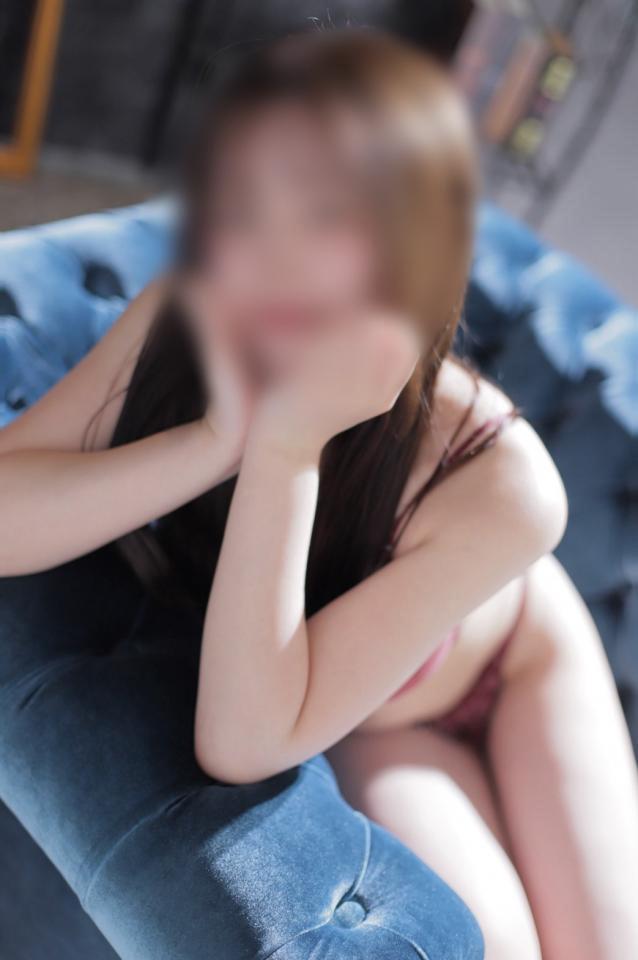 ユラン | 埼玉県・大宮 ラブ&ピース (4 / 9)