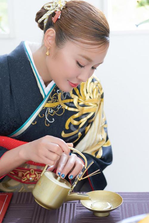 小夏エミリのグラビア｜エトワール 吉原高級店ソープ